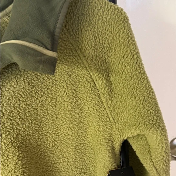 Burton martini Olive green medium women’s sherpa Jacket - Picture 7 of 9